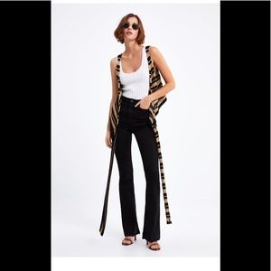 Zara Black High Waisted Jeans size 4